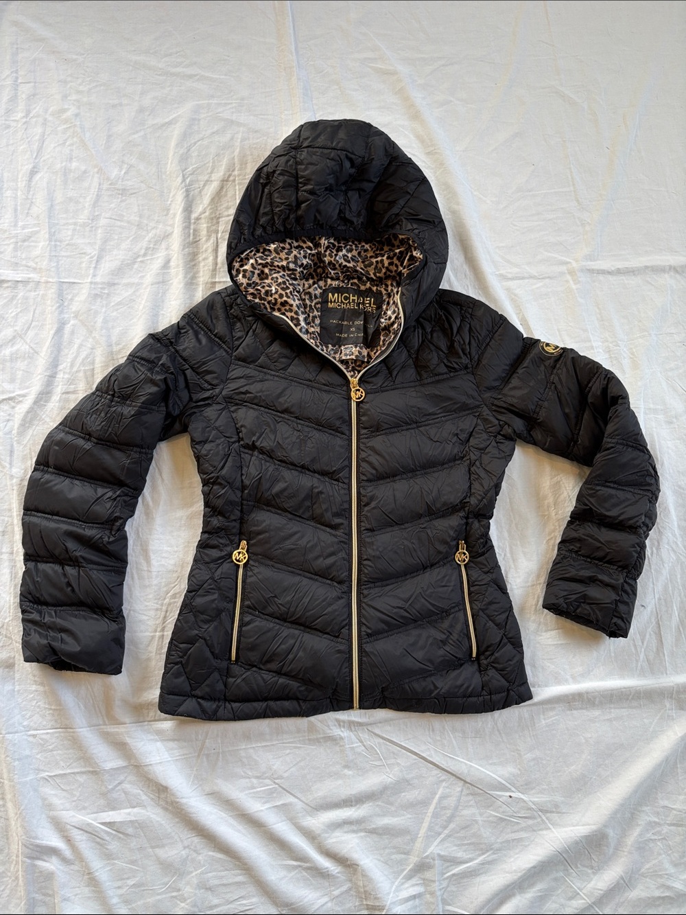 MICHAEL Michael Kors Black Quilted Hooded Down Puffer Jacket with Leopard Lining